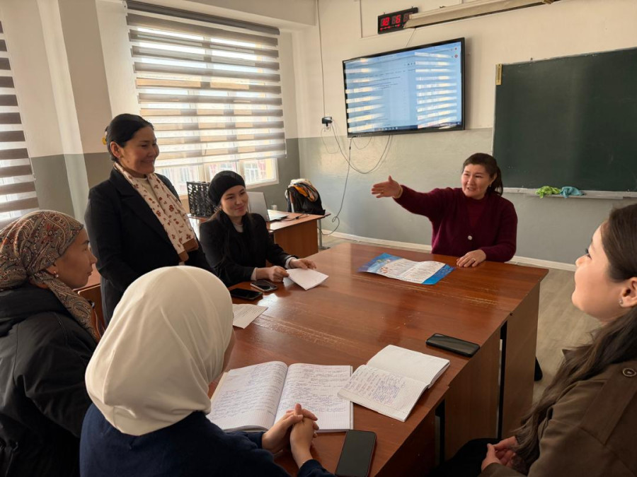 Round Table on the Use of Visual Aids in Russian Language and Literature Lessons