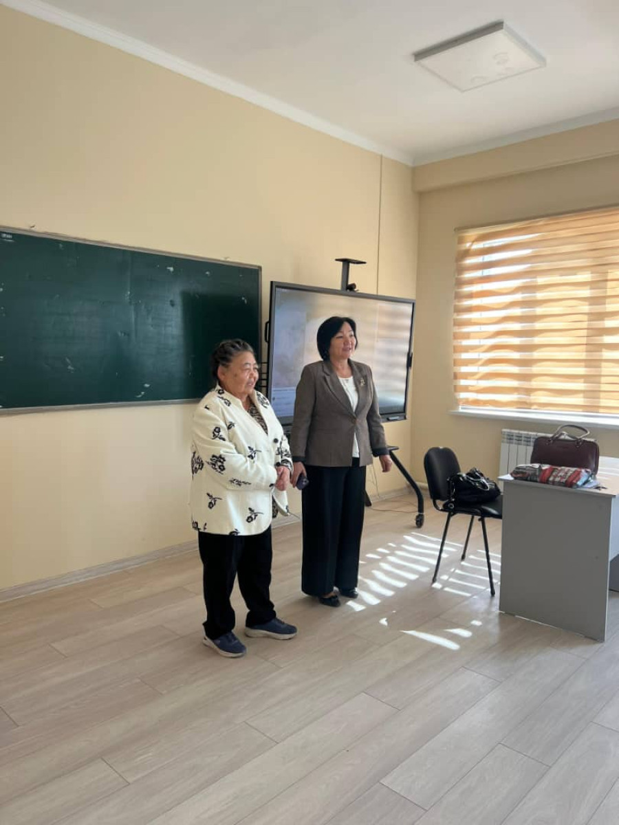 Известный учёный, профессор Сариева Калбү Сариевна, прочитала гостевую лекцию в Жалал-Абадском госуд...