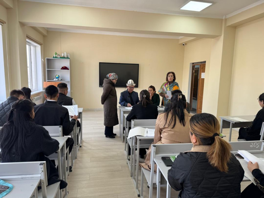 Кесипке карай кадам: келечектеги экономисттердин практикасынын жыйынтыктары