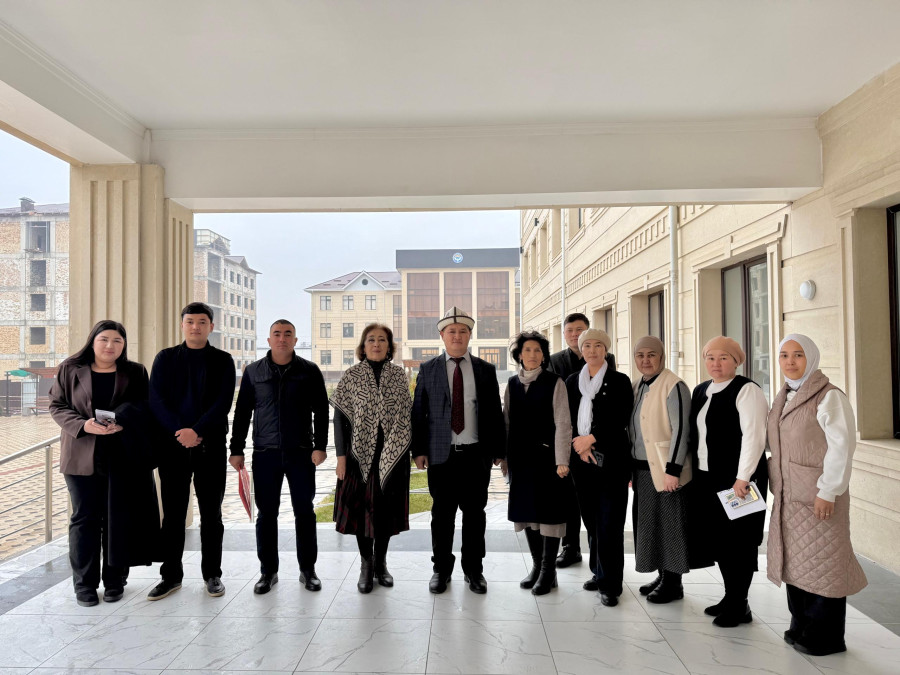 Теориядан практикага:
магистранттар студенттерди шыктандырышты