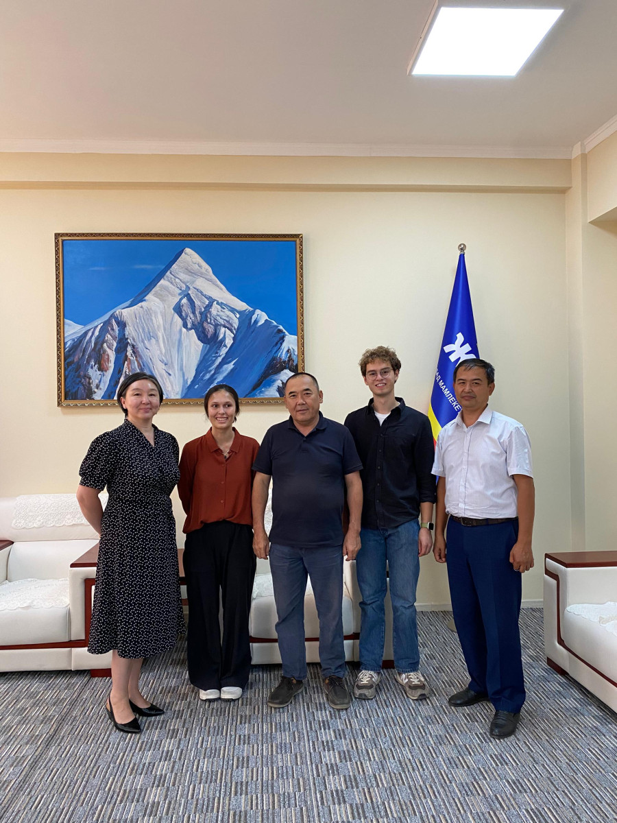 Jalal-Abad State University Welcomes Fulbright Assistants from the Unitet Stats