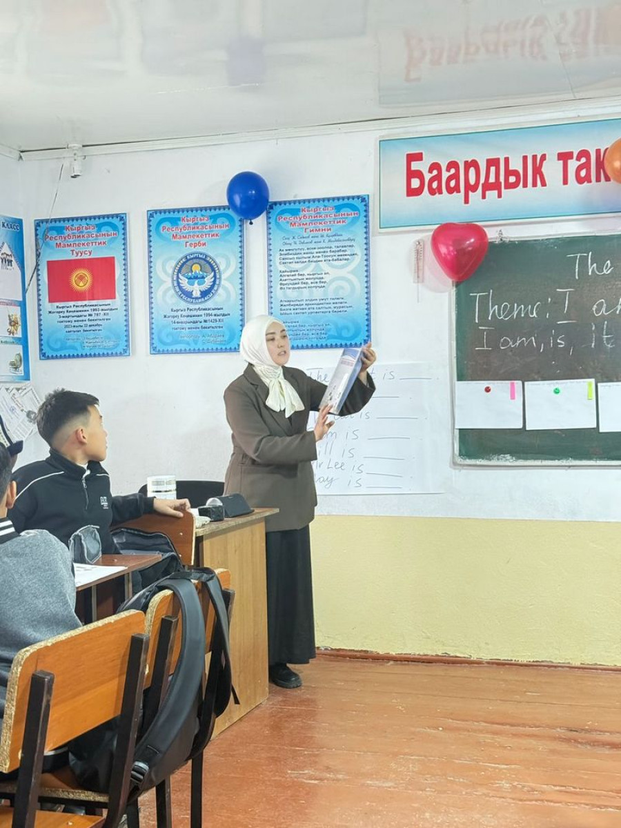 Чет тилдер колледжинин
студенттеринин практикадагы ишмердүүлүгү