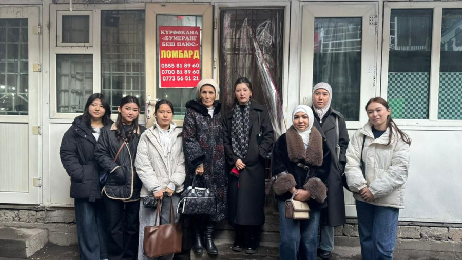 Студенттер үчүн жумуш ордунда окутуу: банктык эмес кредиттик-финансылык мекемелерде, микрофинансылык...
