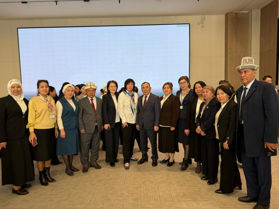 World-Class Scholar Professor E.G. Popkova Delivers Guest Lectures at the College of Economics and L...