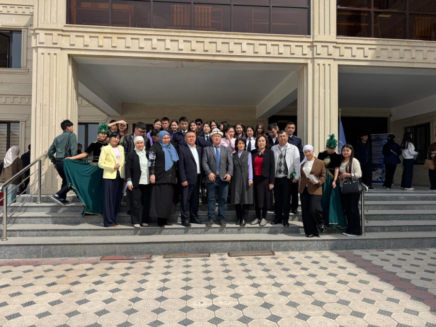 Мыкты бүтүрүүчү - келечектин мыкты адиси