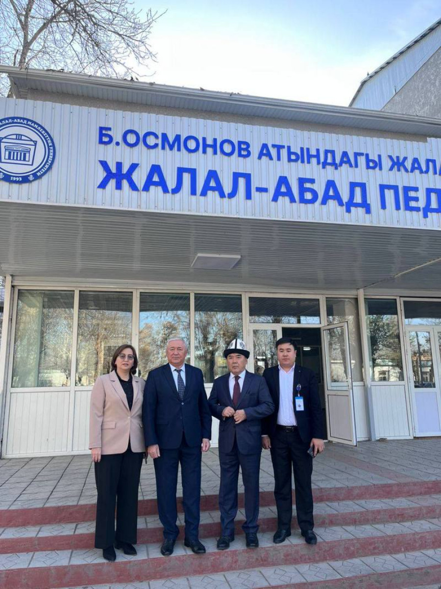 Бекбосун Борубашов провел встречу с профессорско-преподавательским составом ЖАМУ