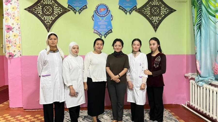 Проверка студентов, проходящих государственную практику в педагогическом колледже