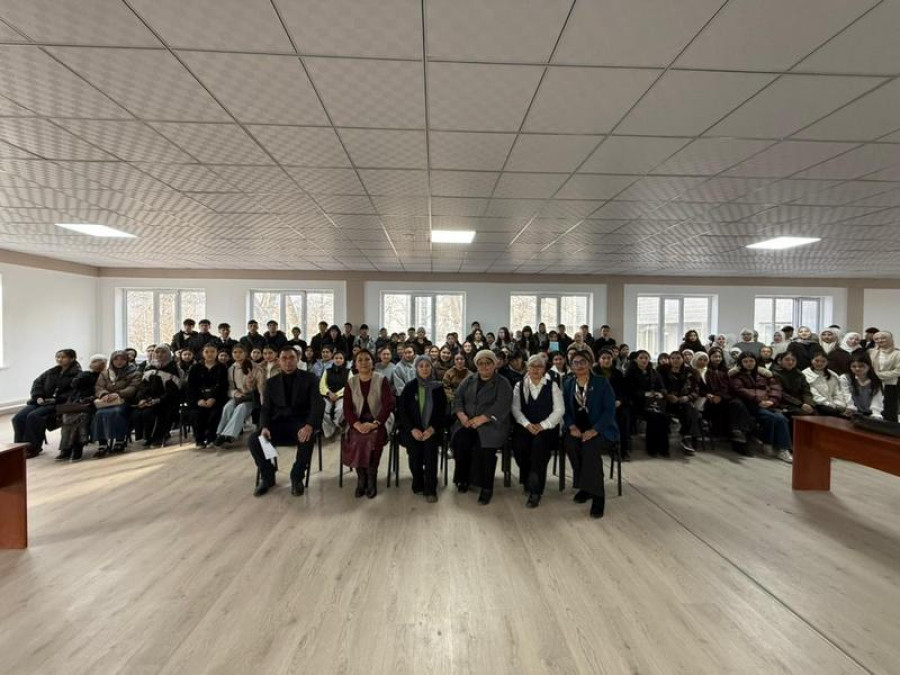 Чет тилдер колледжинде терроризм жана экстремизм
боюнча лекция өткөрүлдү