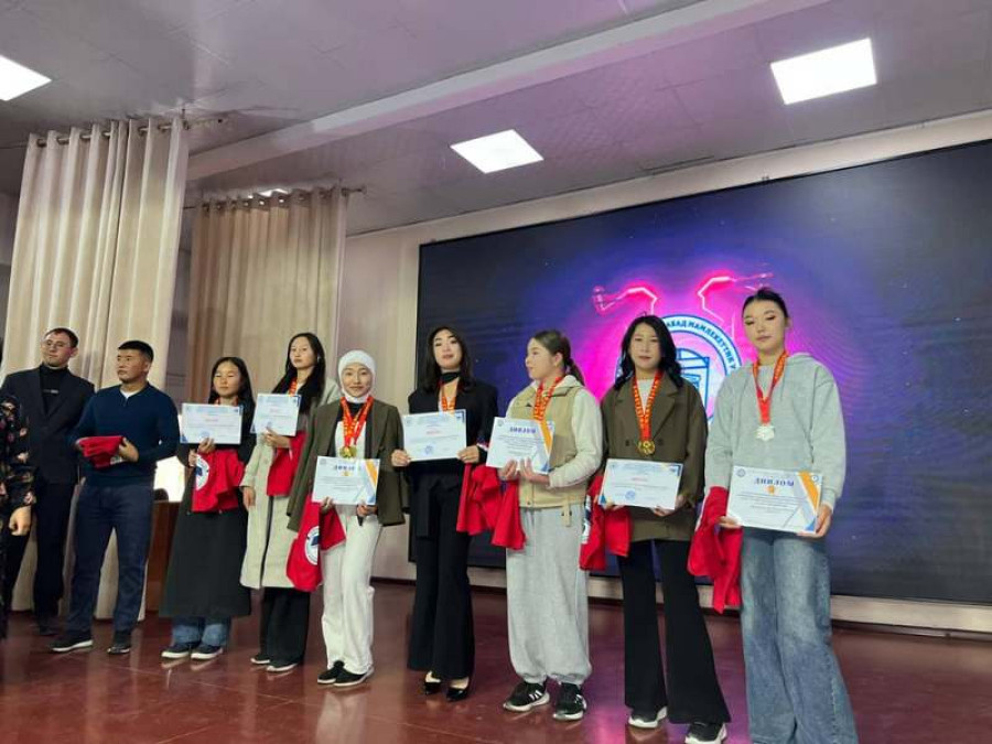 "Церемония приема на 1-й курс"