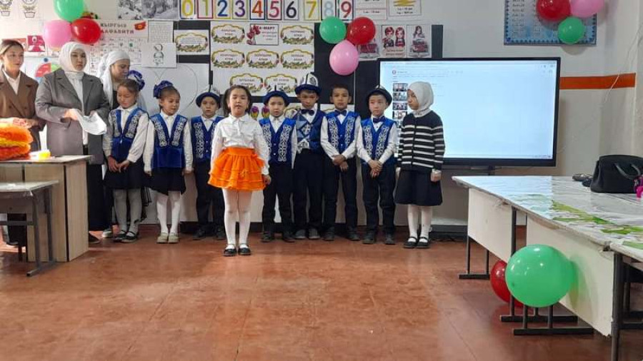 Жаз мезгили менен кошо кирип келген "Аялдардын эл-аралык майрамы"