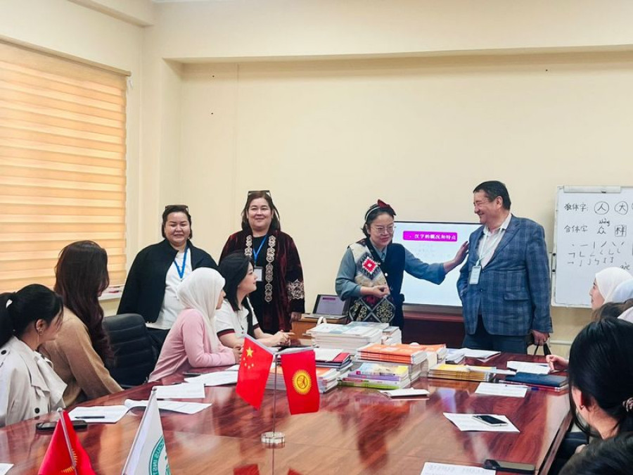 Аккредитация учурунда базадагы иш чара чет
тилдер колледжи