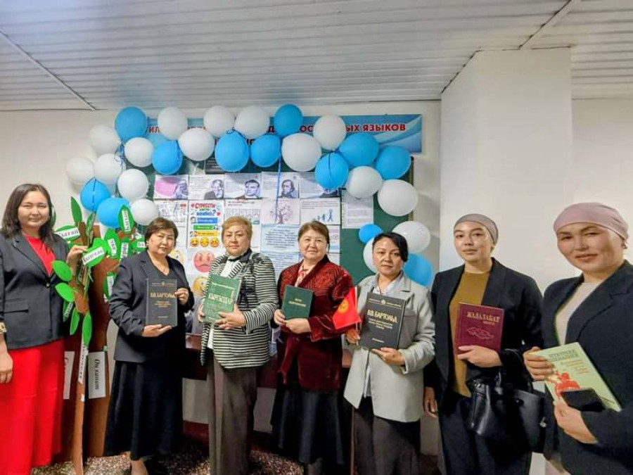 Чет тилдер колледжинде 2026-жылдын 6-апрелинде
гуманитардык илимдер жумалыгынын ачылышы болуп өттү