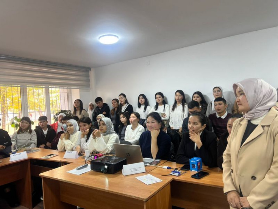 3-курс студенттерин педагогикалык практика жиберүү боюнча конференция болуп өттү