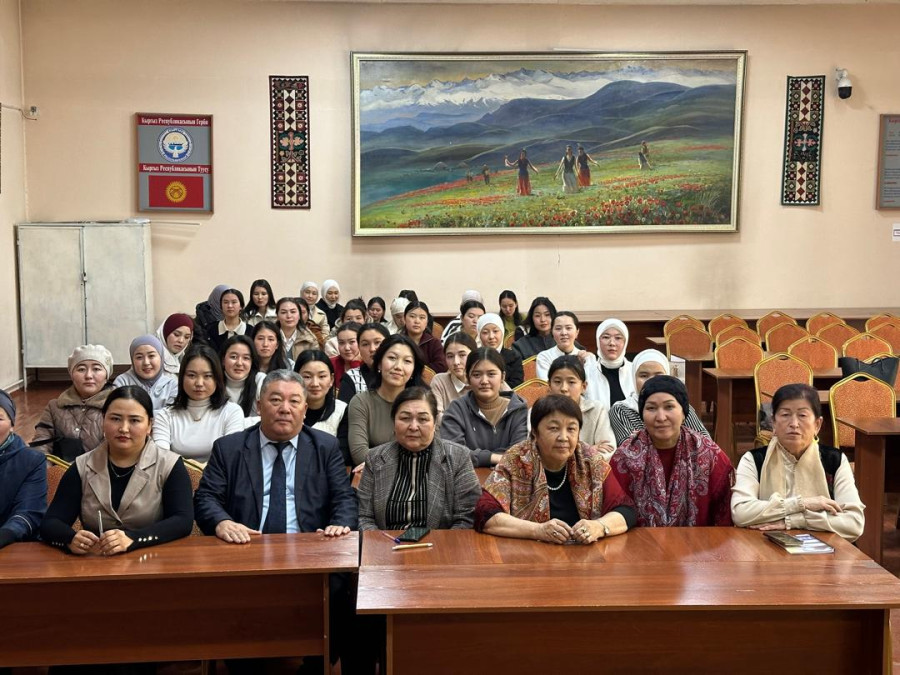 АДАБИЙ ОКУУНУ ҮЙРӨТҮҮГӨ АРНАЛГАН КОНОК ЛЕКЦИЯ