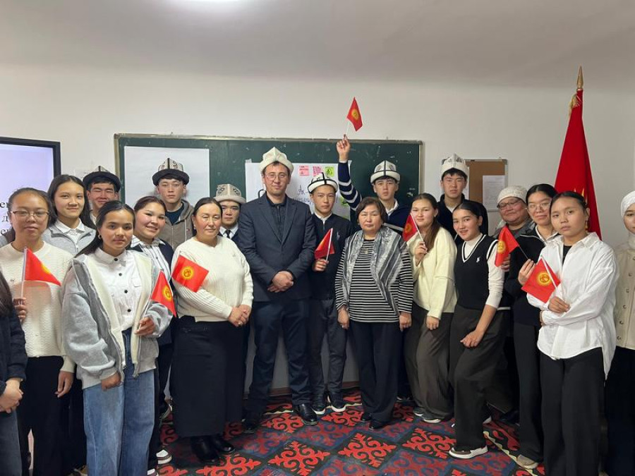 “Ак
калпактын нарктуулугунун, баалуулугунун өзгөчөлүктөрү”