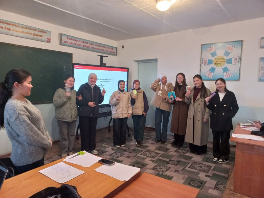 FUTURE MATHEMATICS TEACHERS
DEMONSTRATED A MODEL OF A SCHOOL LESSON IN A SIMULATION FORMAT