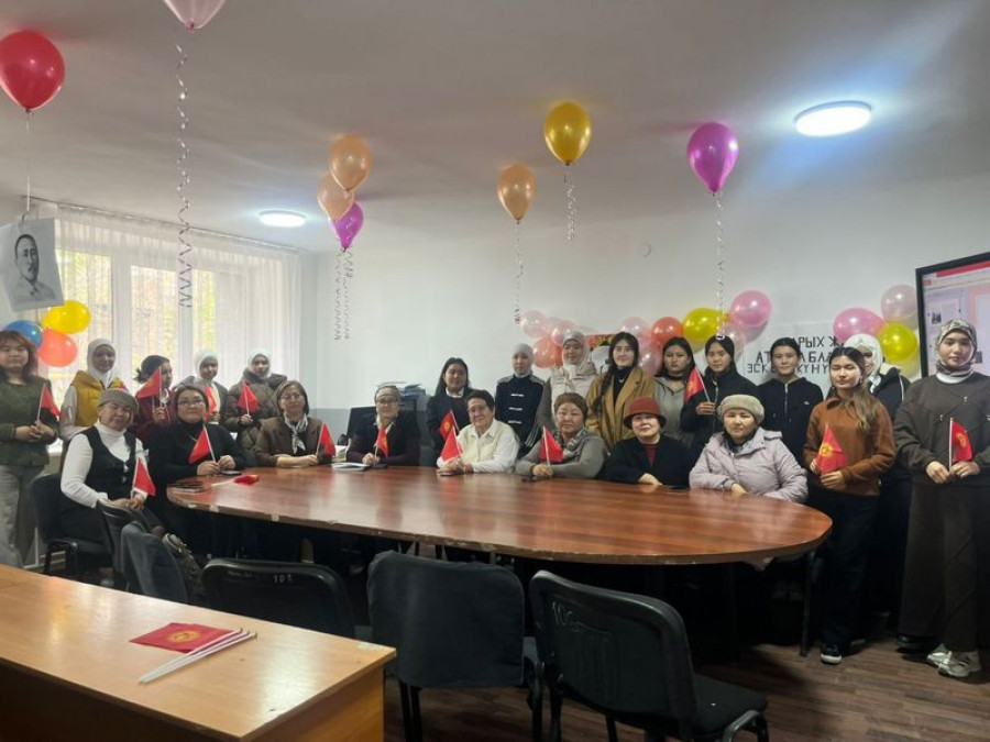 Педагогикалык колледжде Ата-Бабаларды эскерүү күнүнө арналган конок лекция болуп өттү