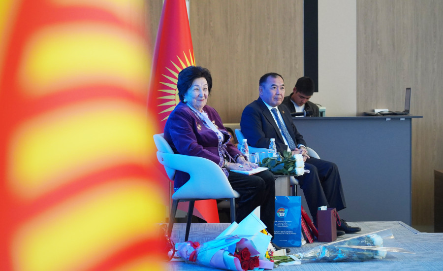 80-летие Жаныл Тумонбаевой. ЖАГУ: научно-практическая конференция