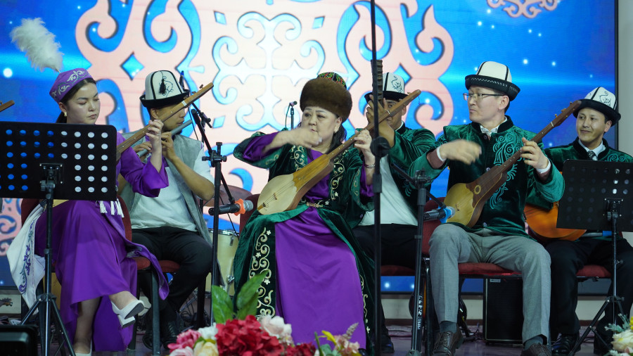 ОшМУнун таланттары ЖАМУда