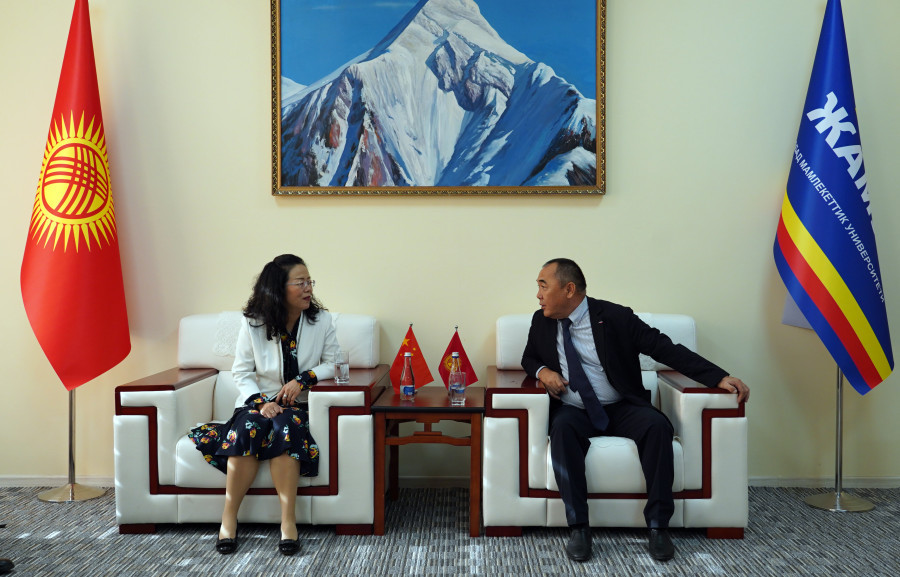 Для студентов ЖАГУ выделят квоты из Китая