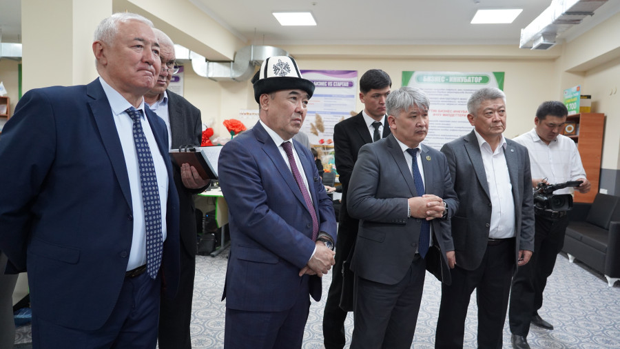 "ЧЫҢГЫЗ АЙТМАТОВДУН РУХАНИЙ-ГУМАНИСТТИК МУРАСЫ ЖАНА ЫСЫК-КӨЛ
ФОРУМУ: УЛУТТУК ДЕМ - ДҮНӨЛҮК БИЙИКТИК...