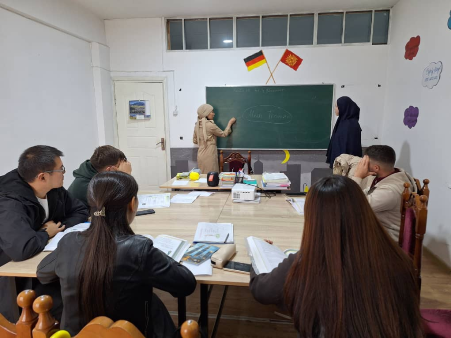 СТУДЕНТ-ПРАКТИКАНТТАР ҮЧҮН ЖУМУШ ОРДУНДА ОКУТУУ