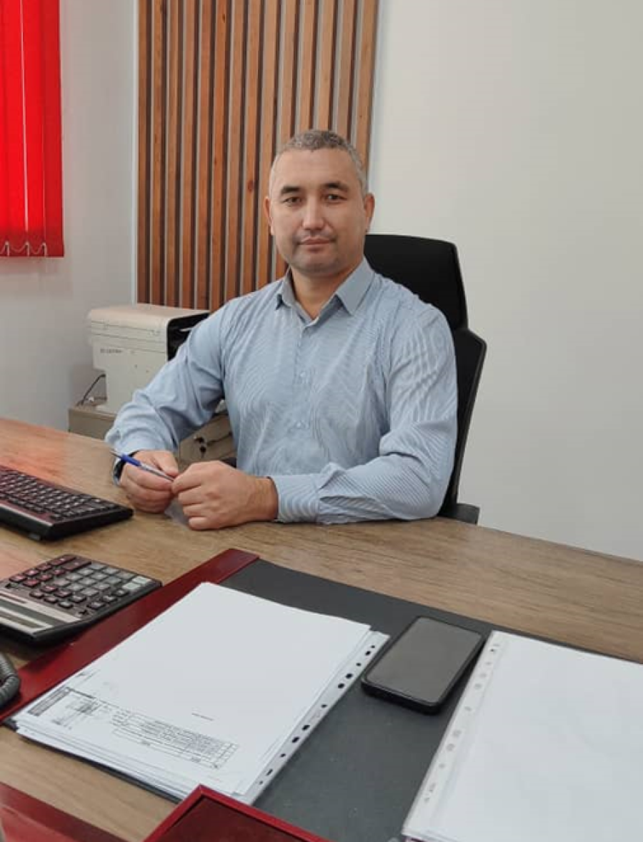 Экономикалык багытындагы адистиктердин иш берүчүү  “Оптима Банк” ААКнын Манас шаарынын филиалынын ди...