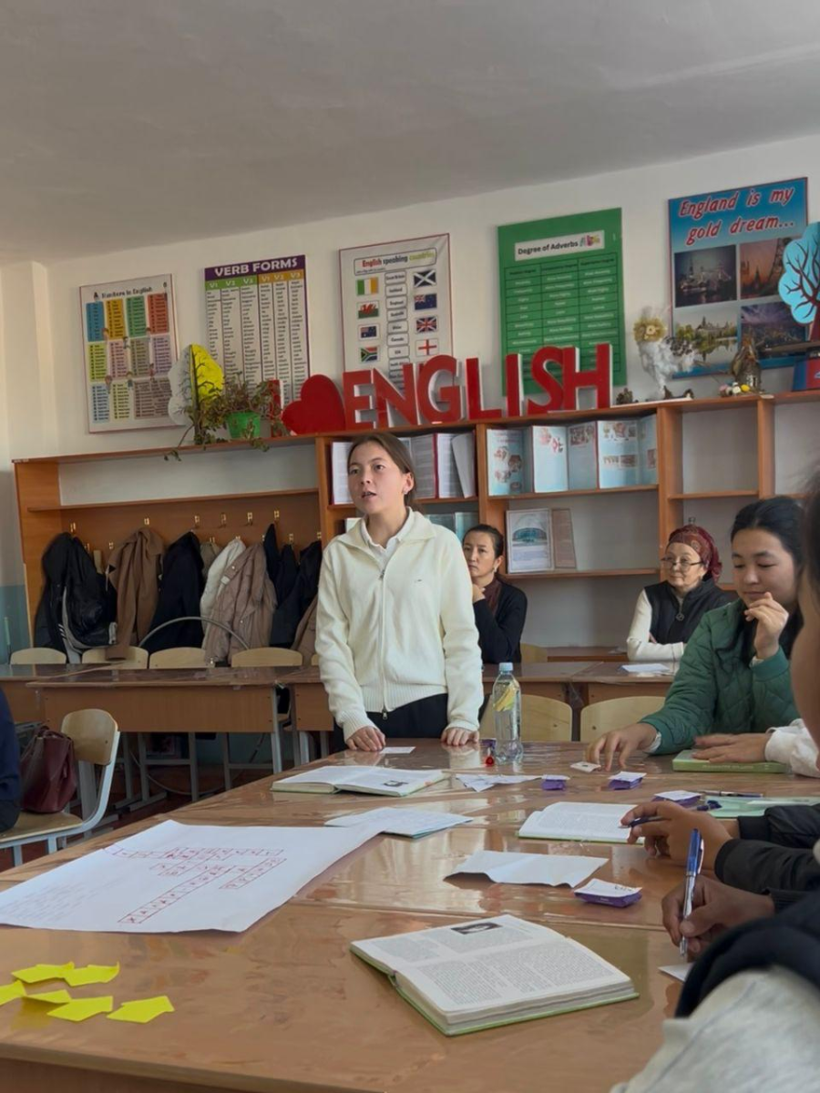 Усулчулар практиканттардын ачык сабактарына катышты