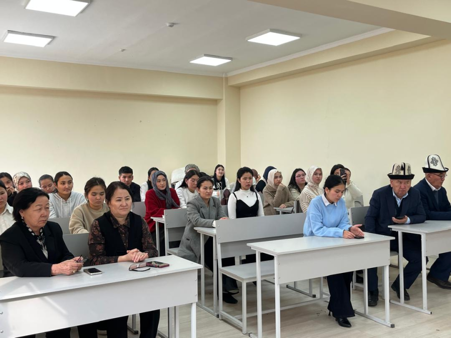 Ооган ардагерлер күнүнө арналган куратордук саат