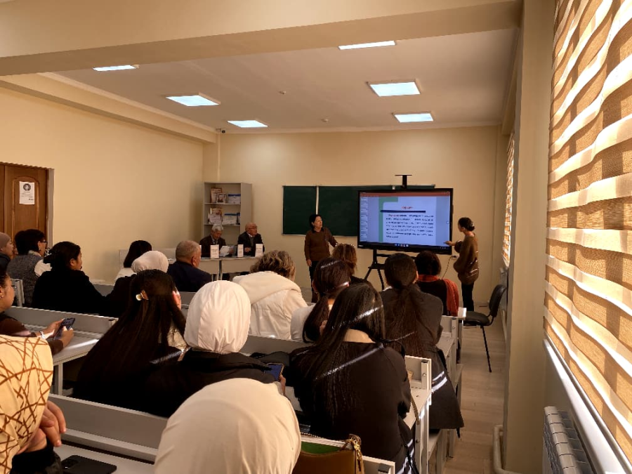 “Студенттин илимий иши кантип жазылат?” аталышындагы тегерек стол