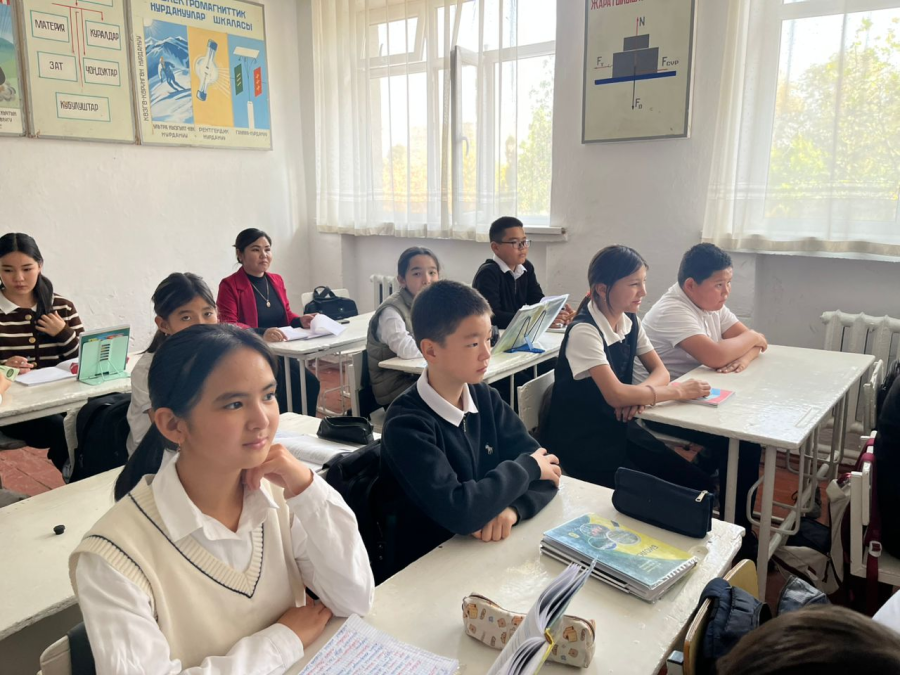 Насаатчы-усулчулардын мектептеги практикант-студенттердин сабактарына катышуусу