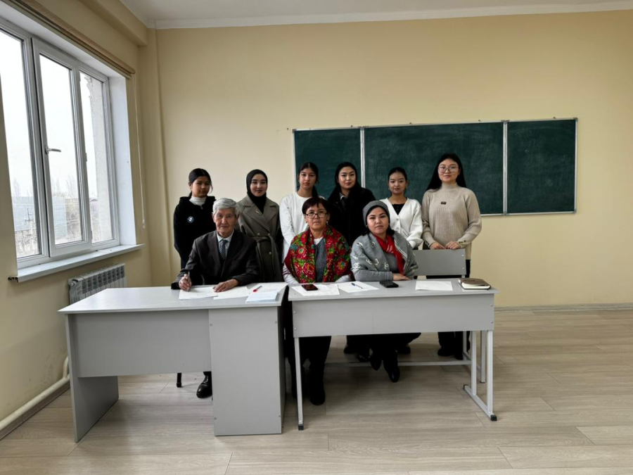 Институттар аралык жат жазуу жана көркөм окуу сынагы