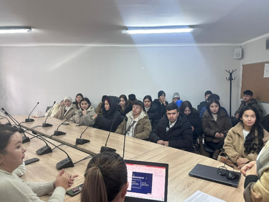 ПОВТАС адистигин бүтүрүп кеткен студенттер менен жолугушуу