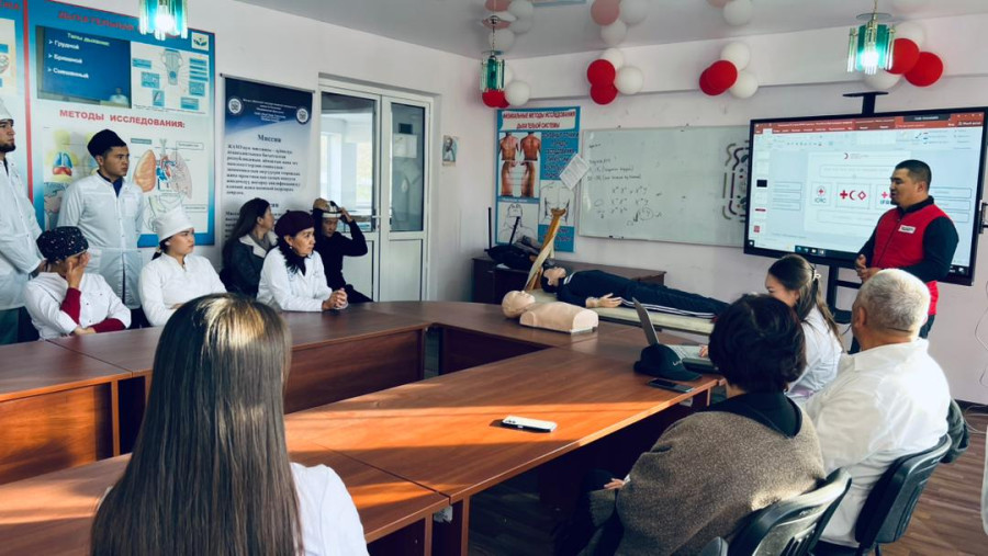   💖 Герои нашего времени: Студенты-медики и Красный Полумесяц объединились ради спасения жизней 🚑 ...