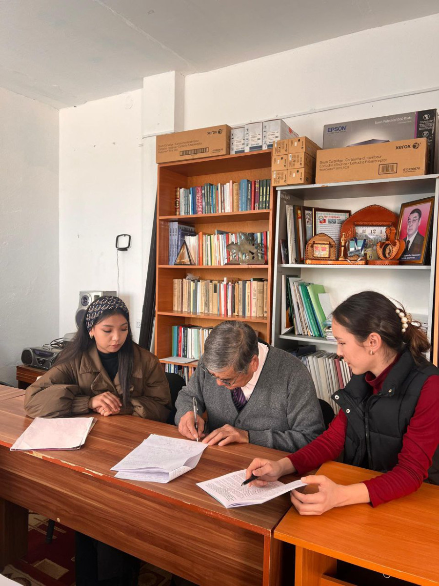 ON-THE-JOB TRAINING: “GUIDANCE ON PREPARING MATERIAL FOR EXPERIMENTS”