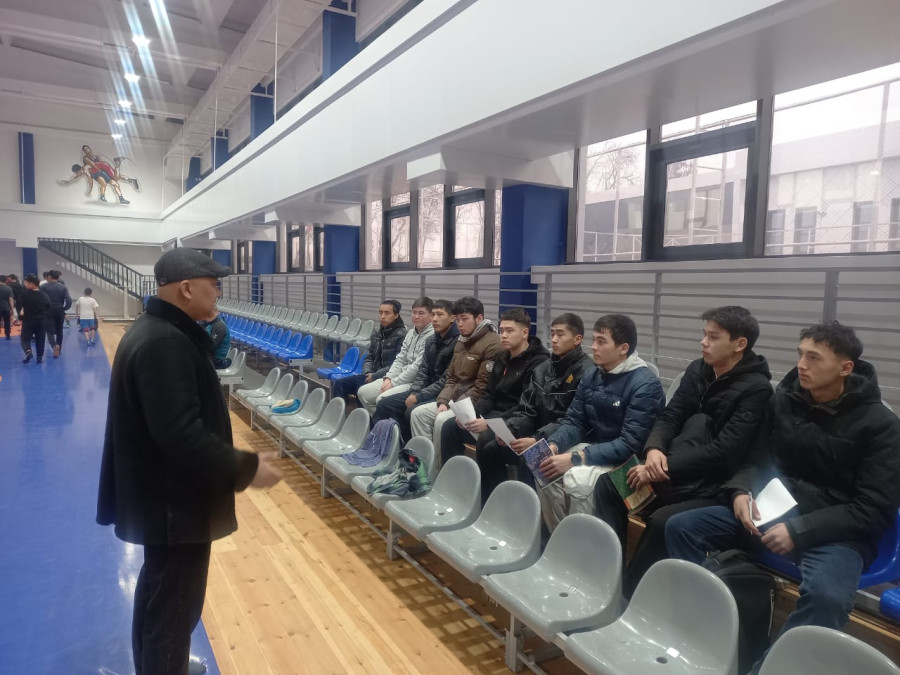 ТЕОРИЯДАН ПРАКТИКАГА: Р. САНАТБАЕВ АТЫНДАГЫ СДЮШОР №3ТӨ ДТ-1-23 СТУДЕНТТЕРИНИН ИШ ОРДУНДА ОКУТУУСУ