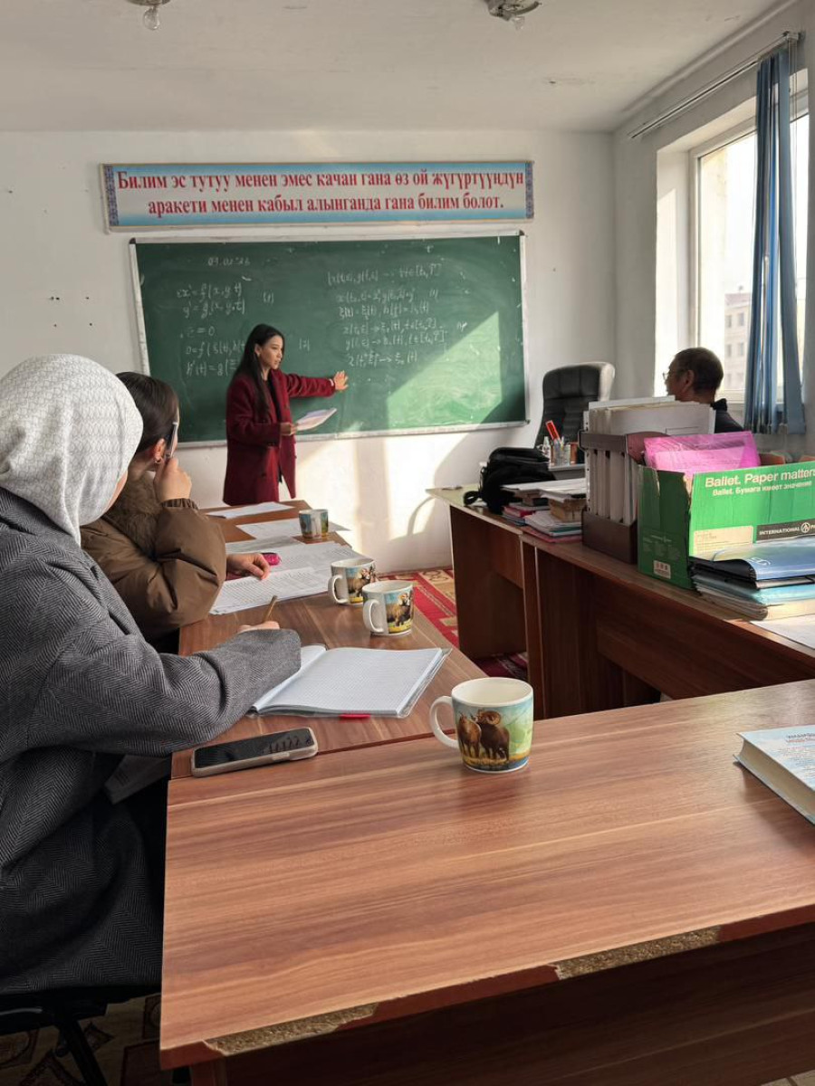 REGULAR STUDENT SEMINAR HELD AT THE LABORATORY
