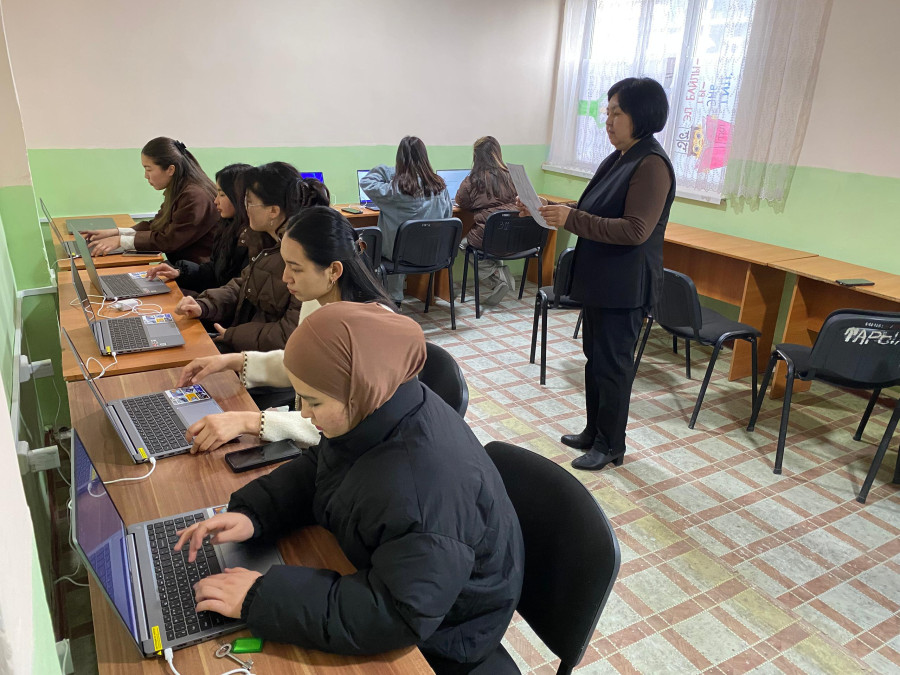 “Жаш информатик” кружогунун ишмердүүлүгү