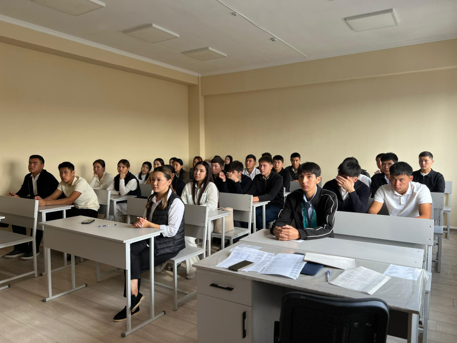 Студенттерди практикага жөнөтүү конференциясы