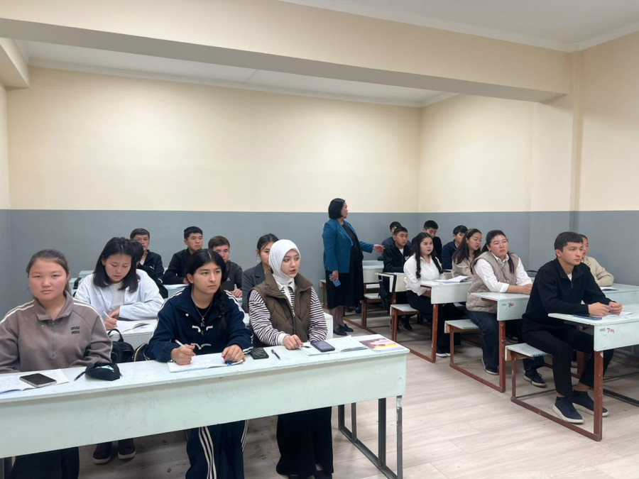 В Экономико-правовом колледже прошли тематические занятия