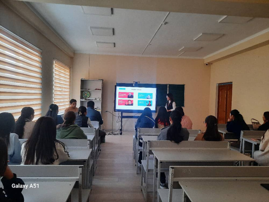 «ДосКредо Банк» өкүлдөрү менен пайдалуу жолугушуу