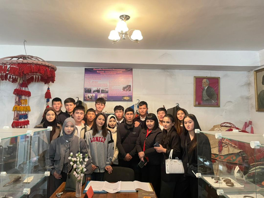 Тарыхый мурастарга жандуу сапар