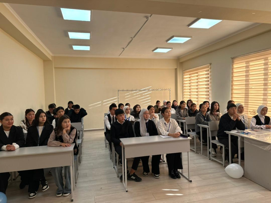 В Экономико-правовом колледже состоялась встреча “Один день с руководителем”