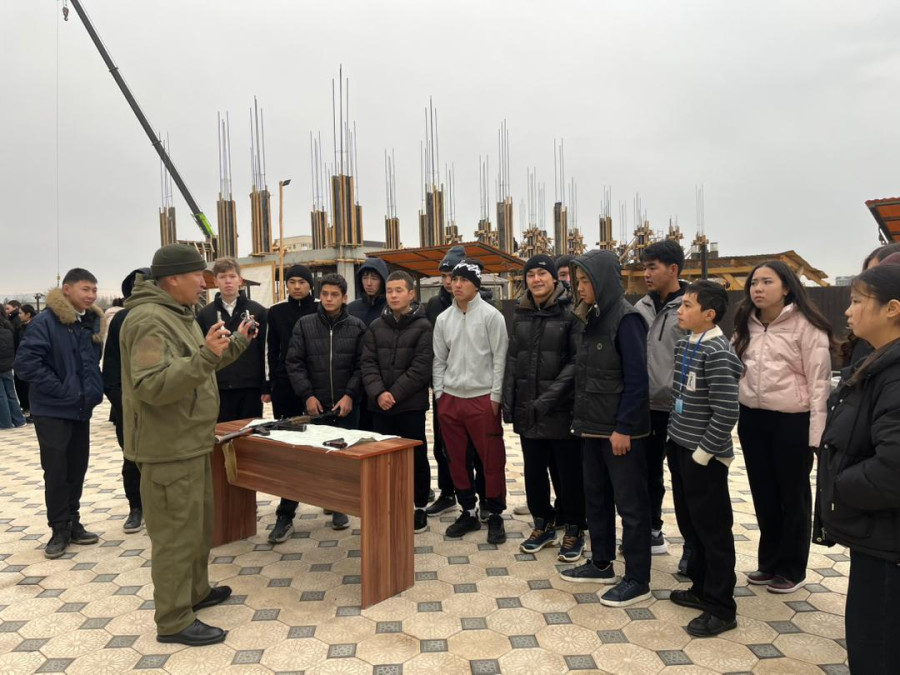 Преподавателям оказывается методическая поддержка, проводятся мастер-классы, полученные знания приме...