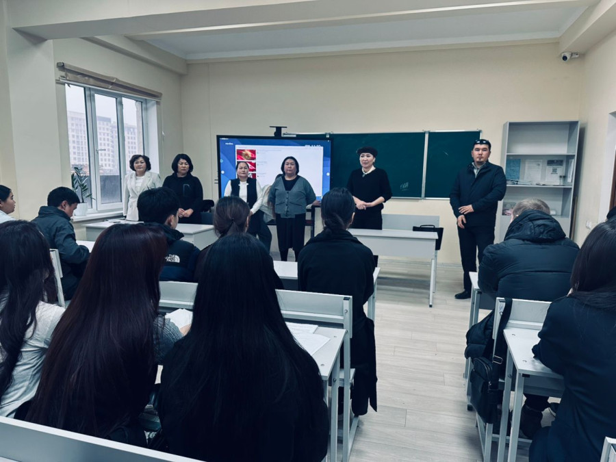 A Meeting with Doctors on the Prevention of ARVI and Influenza Held at the Economics and Law College