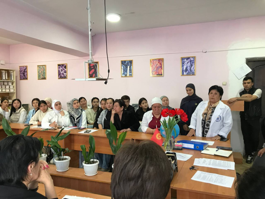 "БОЛОЧОК МУГАЛИМДИН КЕСИПТИК ПСИХОЛОГИЯЛЫК АДАПТАЦИЯСЫ ЖАНА ПЕДАГОГИКАЛЫК ИШМЕРДҮҮЛҮКТҮН       НЕГИЗ...