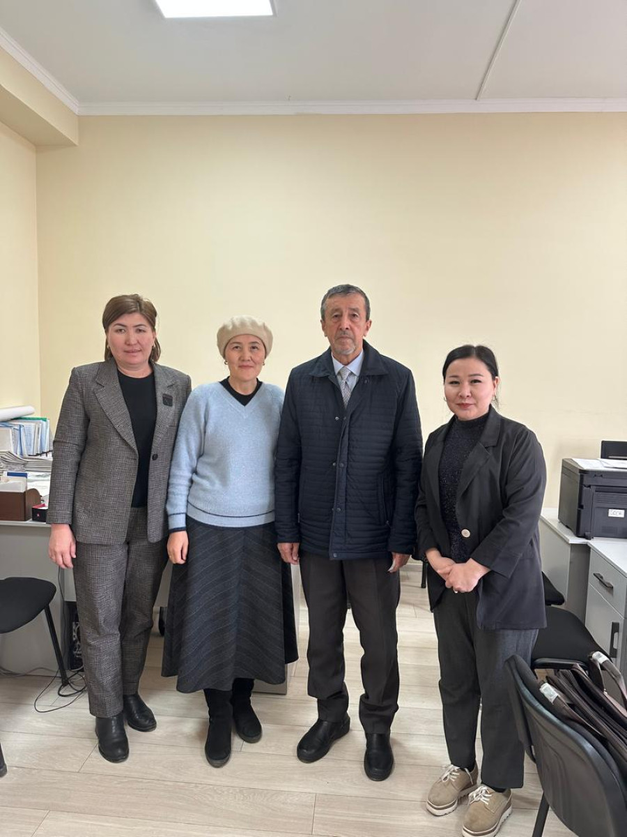 «Кургак учук айыгат»