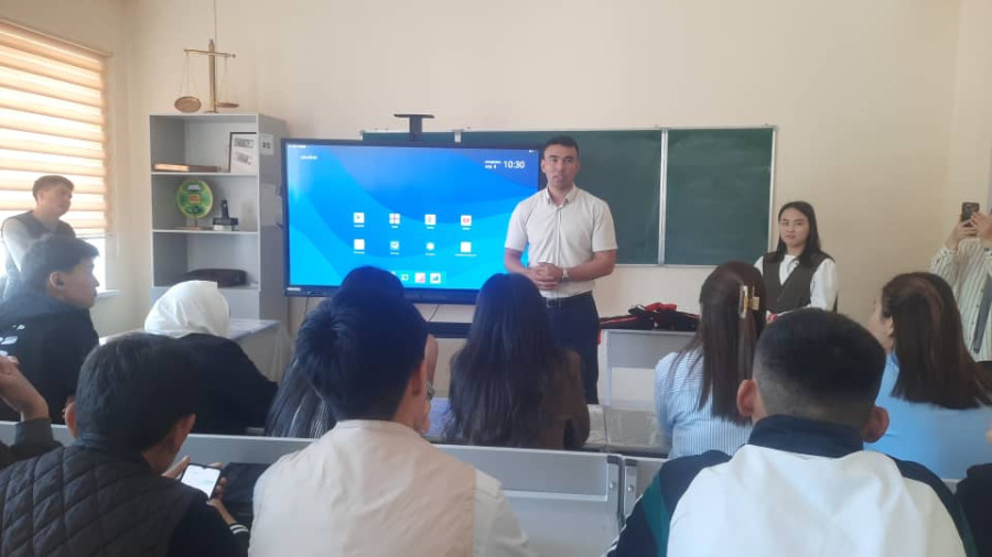«ДосКредо Банктын» конок лекциясы: маркетинг жана каржылык отчеттуулук боюнча практикалык көз караш