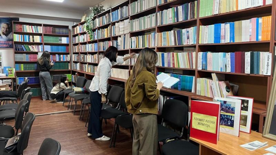 УЧЕБНОЕ ЗАНЯТИЕ В БИБЛИОТЕЧНО-ИНФОРМАЦИОННОМ ЦЕНТРЕ: ОТ ТЕОРИИ К
ИССЛЕДОВАТЕЛЬСКОЙ ПРАКТИКЕ