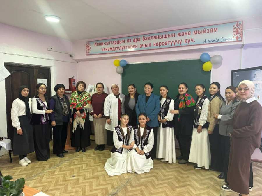 "Тарыхы болбой эл болбойт, тамыры болбой жер болбойт" 